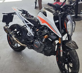 KTM 390 Duke - 5