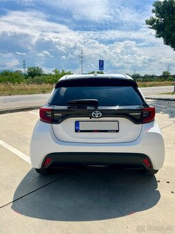 Toyota Yaris 1.5 Hybrid Comfort+Style+Tech SR 101000km - 5