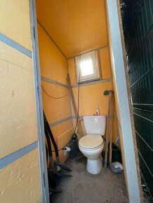 Mobilna toaleta na chatu - 5