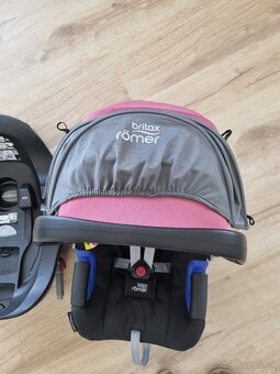 ISOFIX Britax Römer Baby Safe i-size vajíčko + základ - 5