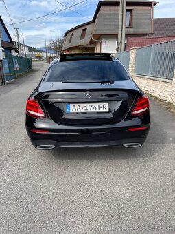 MERCEDES BENZ E350 AMG - 5