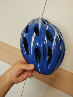 Btwin Cop Trooper 16 + pomocné koliesa + prilba + stojan - 5