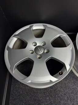 Alu AUDI A3 5x112 17” 8P0601025C - 5