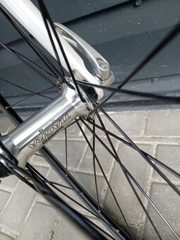 Predám cestný bicykel Fuji - 5