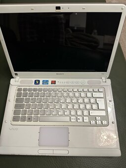 Sony Vaio - 5