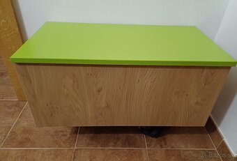 Vešiaková stena - 5