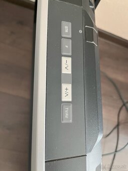 TV Panasonic s držiakom na stenu - 5