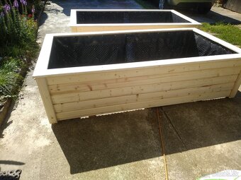 Vyvýšený záhon, drevený kvetináč - 5