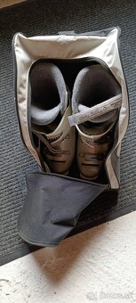 Dámsky lyžiarsky výstroj - 5