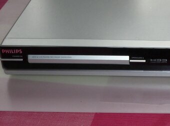 Predám DVD rekordér s harddiskom Philips DVDR3590H - 5