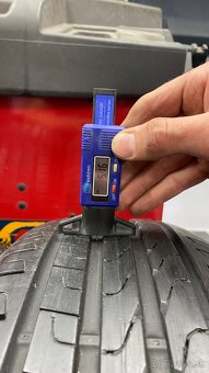 PIRELLI - 205/55 R17 - 5