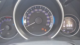 HONDA JAZZ 1.3i-VTEC COMFORT MT 2016 - 5