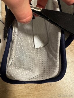 Hokejové chrániče holení - senior  41, 16” - 5