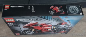 Predám LEGO Technic 42107 Ducati Panigale V4 R - 5