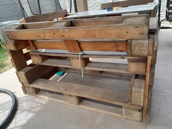 Paletové sedenie - 5