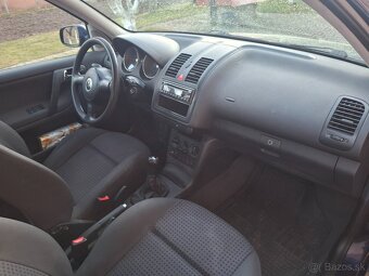 VW Polo - 5