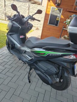 Kawasaki J 300 r, v 2017 naj 8300km - 5