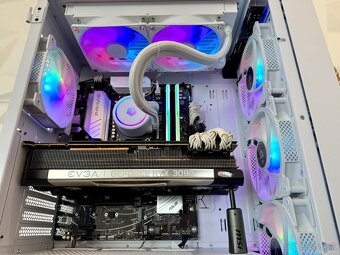 ⭐️ Ryzen 7 9800x3D, RTX 3090 24GB, 32GB RAM, 1TB SSD, 850W - 5