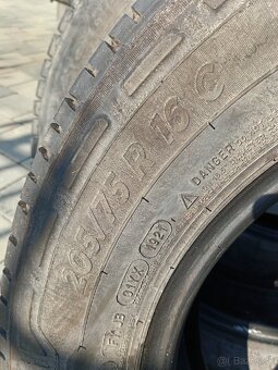 Predám pneumatiky 205/75R16C - 5