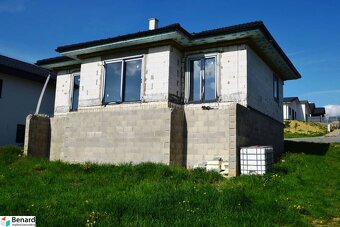 ROZOSTAVANÝ 4 IZBOVÝ RODINNÝ DOM, ŠIBENIČNÁ HORA - 5