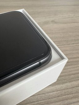 Apple iPhone 11 64GB Čierny - 5