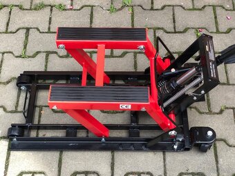 Hydraulický zdvihák - 5