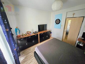 3 izbový byt Bánovce nad Bebravou / CENTRUM / LOGGIA / PIVNI - 5