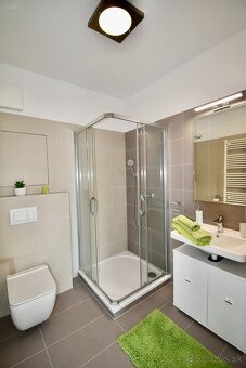 2 izbový byt v novostavbe s balkónom a parkovacím statím pri - 5
