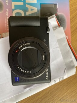 Sony ZV-1 Vlog camera Sony ZV-1 Made for vlogging + 2baterie - 5