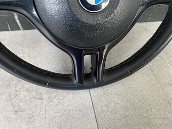 BMW E46 volant - 5