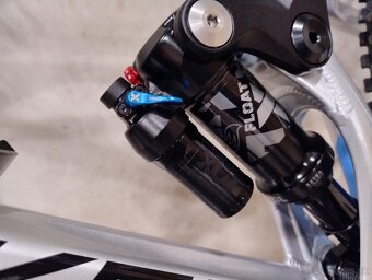 MONDRAKER SUPER FOXY FOX celoodpružený bicykel Enduro - 5