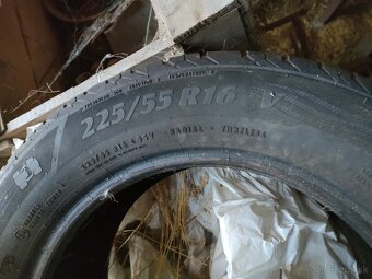 Nokian 245/40 R18 - 5