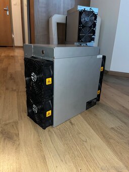 Ant miner L7 bitmain 9050 - 5