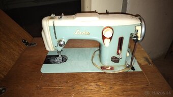 predam stary sijaci stroj Lada 237 - 5