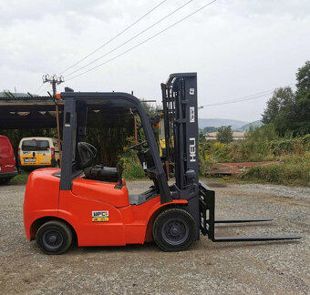 Heli CPCD25, diesel ISUZU, polokabína, triplex, pozicionér - 5