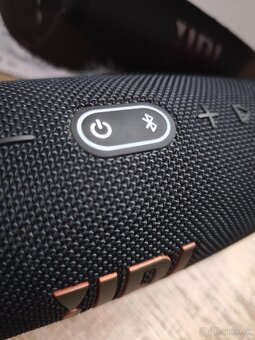 JBL Charge 5 čierny - 5