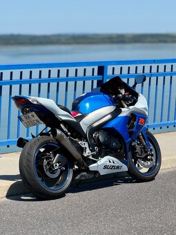 Suzuki GSXR 1000 - 5