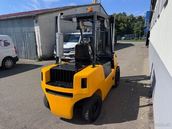 Vysokozdvižný vozík Bulhar 3,5t, po GO, diesel - 5