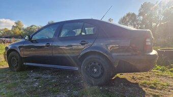 Predám náhradné diely na škoda octavia 1 1.9tdi - 5