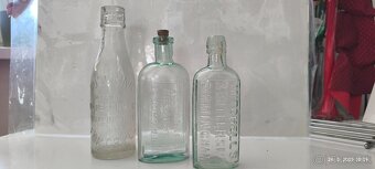 Staré reliéfne fľaše – lekárenské a pivné, 19./20. storočie - 5