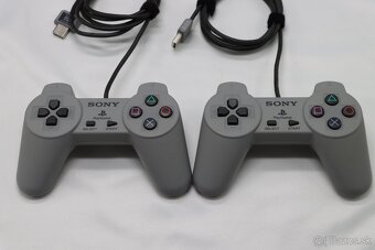 PlayStation Classic Mini + 2 ovládače - 5