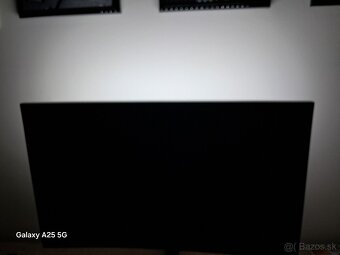 Samsung Odyssey CRG5 herný monitor - 5