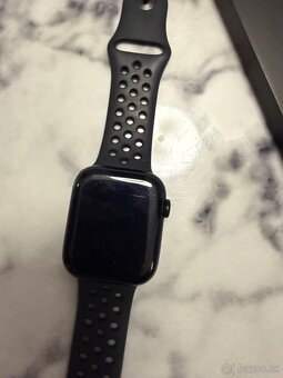 Apple Watch Series 7 45mm Nike - 5