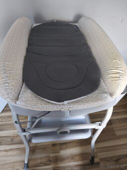 Prebalocaci pult s vanickou - 5