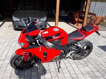 Honda cbr 1000rr sc59 - 5