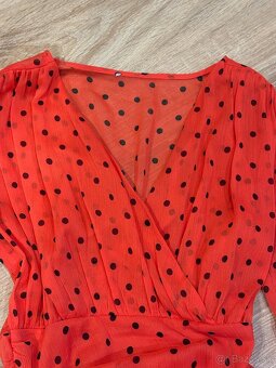 Predám dámske minišaty - 5