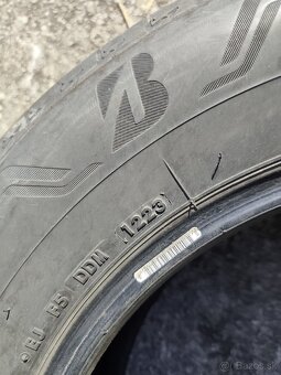 225/65R17 102H Bridgestone letná - 5