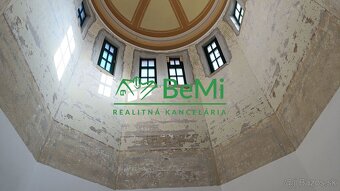 Výnimočná ponuka 4-izbového bytu s barokovým štýlom, krásno - 5