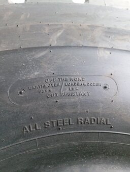 CATERPILLAR,KOMATSU,NEW HOLLAND a INE - 5