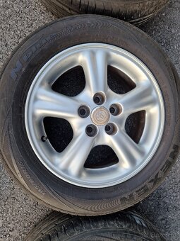 Toyota Disky R15, 5x100, 6J, ET39, letné pneu 195/60r15 - 5